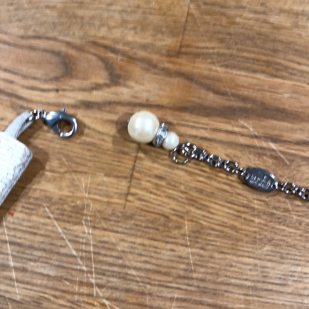 Rada Necklace - Picture 4 of 7
